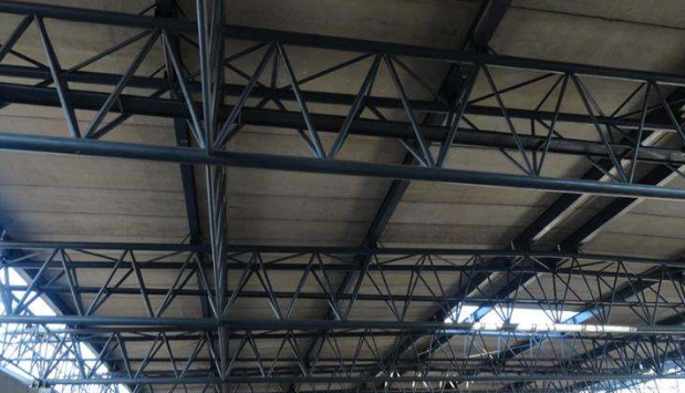 平度桁架结构皮相的处理每每分为哪几个步调流程